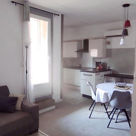 Appartement Avec Terrasse Narbona Esterno foto